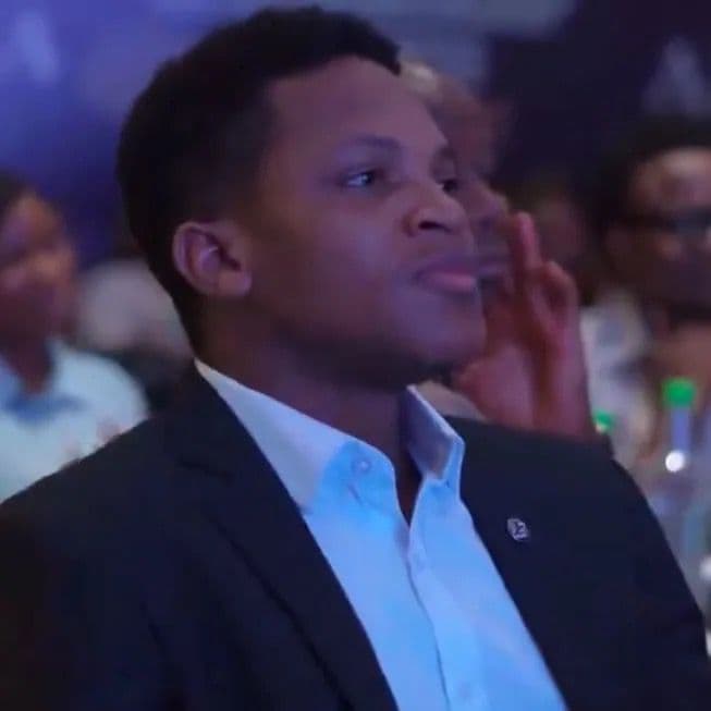 Iwewezinem Stephen, CEO